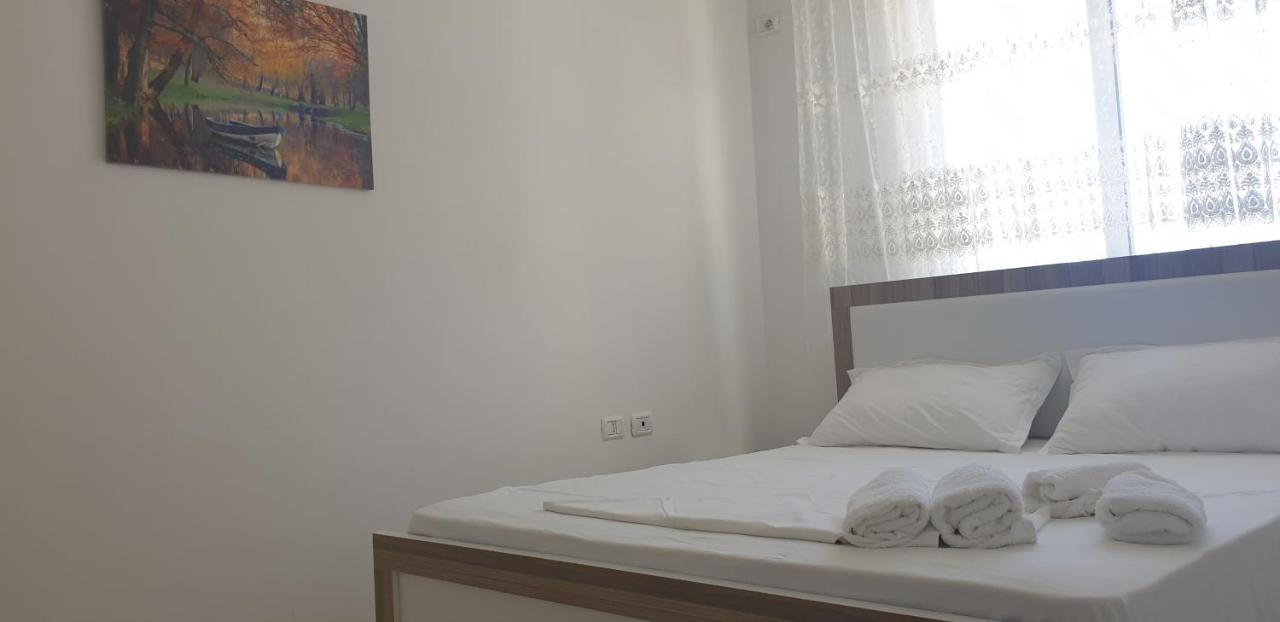 Redsun Apartment Vlorë Exterior foto